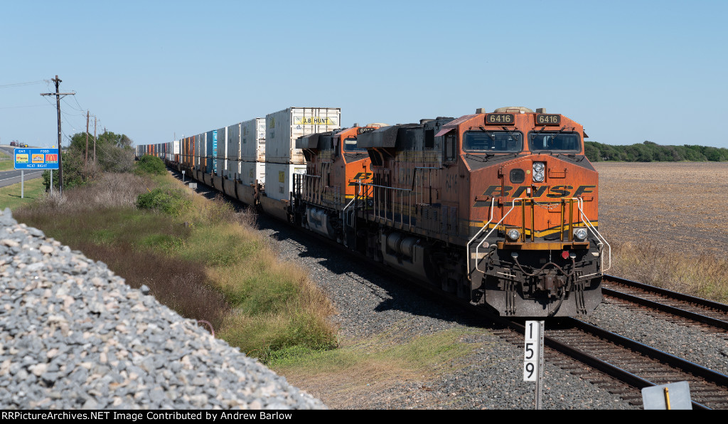 BNSF Stacks on the UP Brownsville Sub